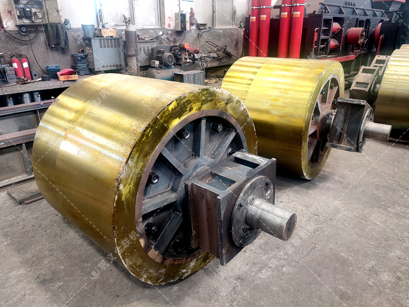 傳統制砂痛點頻出，液壓對輥制砂機提供怎樣的“一站式”解決方案？